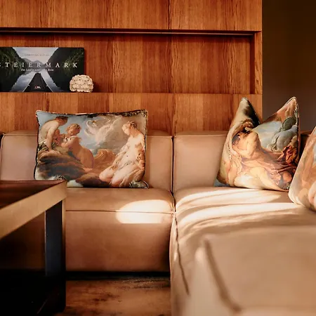 Hofwirt Hotel 4*