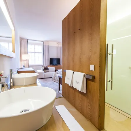 Hotel Hofwirt 4*