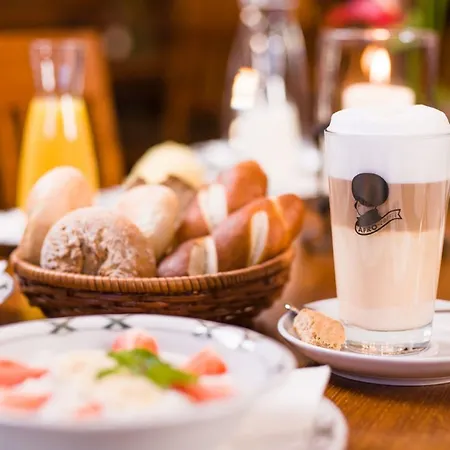 Hotel Tauroa Hofwirt 4*